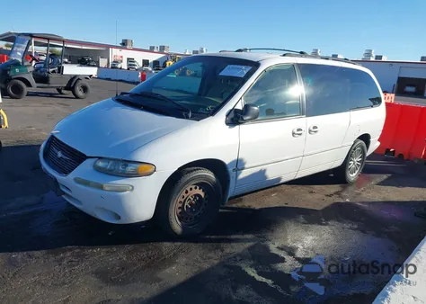2000 Chrysler Town & Country Lxi from USA, damaged, VIN 1C4GP54L3YB566648